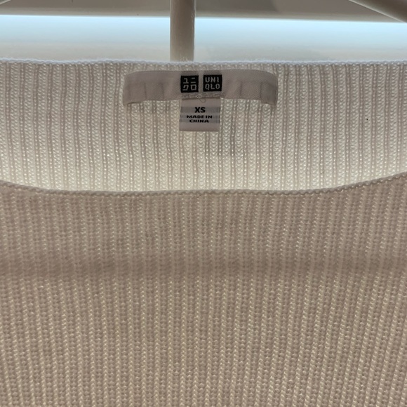 Uniqlo Cotton Cashmere Boxy Boat Neck Sweater - Picture 5 of 10